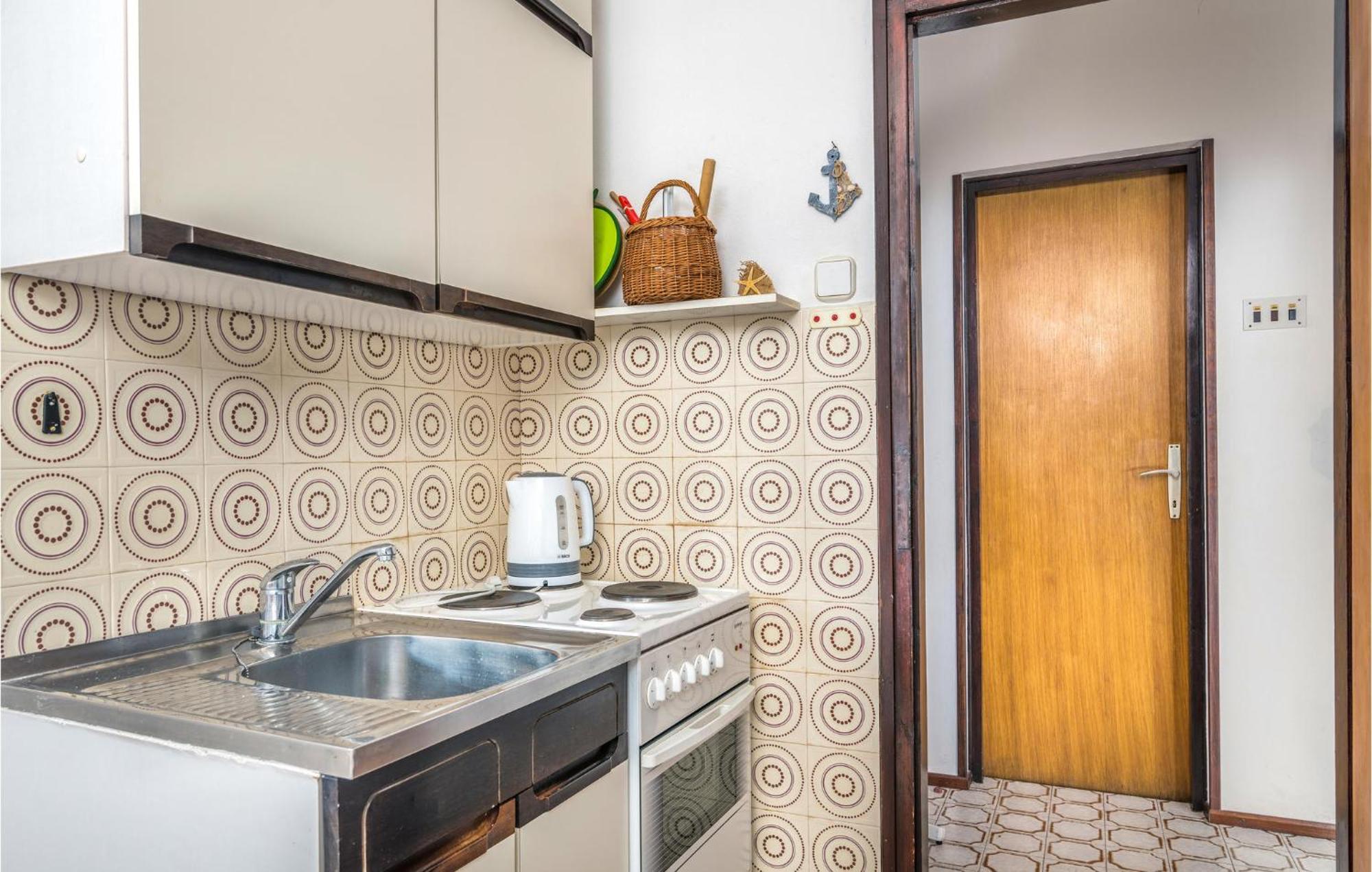 Nice Apartment In Silo With Kitchen Buitenkant foto